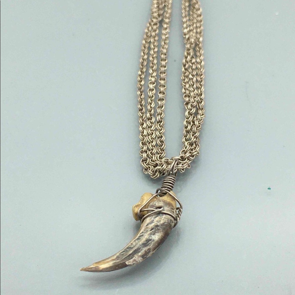 Native Inspired Claw Necklace Silver - image 3